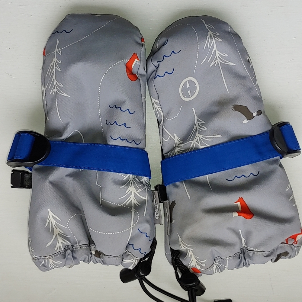 Jan and Jul mittens xsmall